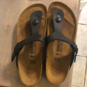 Women’s Birkenstock Gizeh BlackSandals Size 37 N